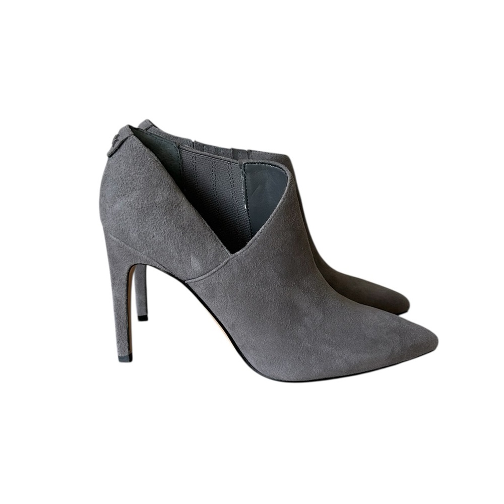 Calvin Klein NWOT Gray Suede Leather 4” Heels size 7M - Picture 3 of 8